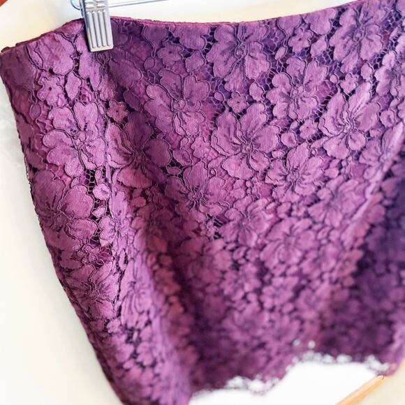 NEW Ann Taylor Factory Floral Lace Overlay Pencil Skirt Merlot 14 - Picture 7 of 14